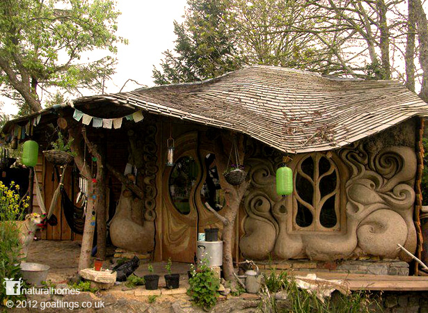 cob house shingles